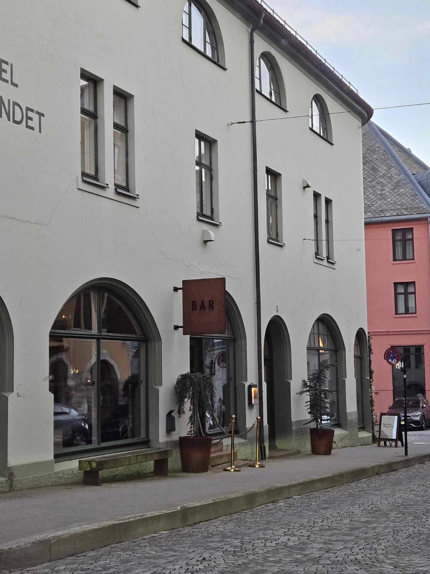 In The Heart Of Brosundet! Fully Equipped 3 Bed Room Ap Ålesund Eksteriør bilde
